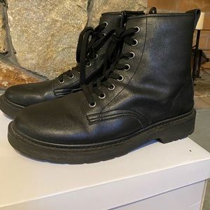 Steve Madden Cole Combat boot